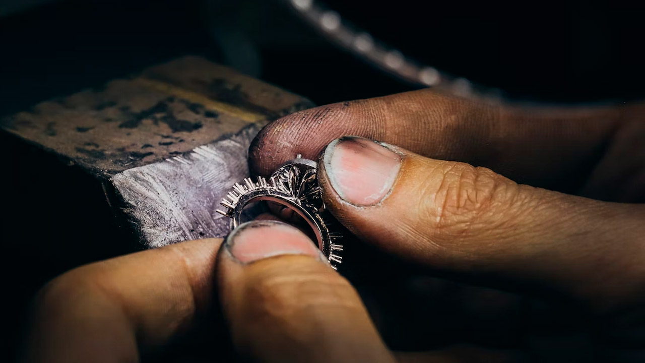 Aplicaciones de los metales en la joyería Aplicaciones de los metales en la joyería